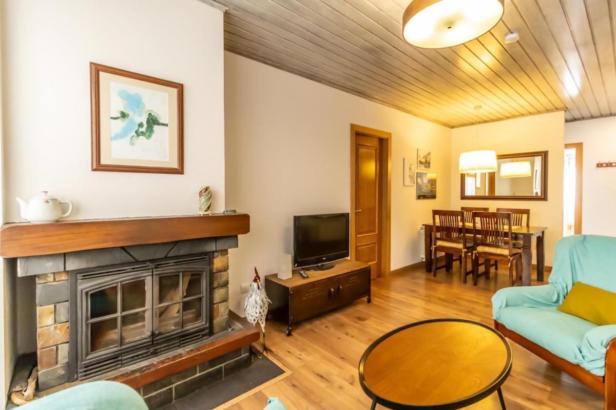 Apartamento San Fabian De Bossost Bagian luar foto
